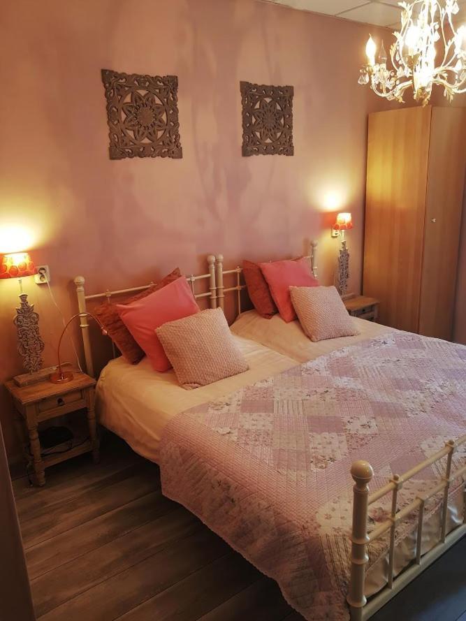 B&B Villa de Thee Tuin Bellingwolde Esterno foto